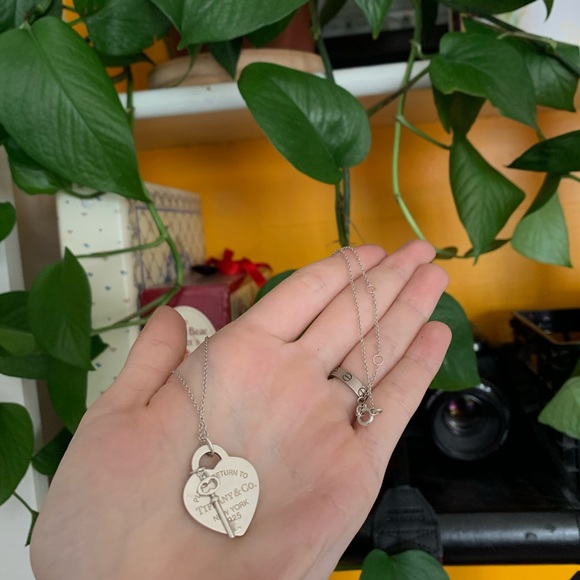 Tiffany heart tag & key necklace - Picture 2 of 3